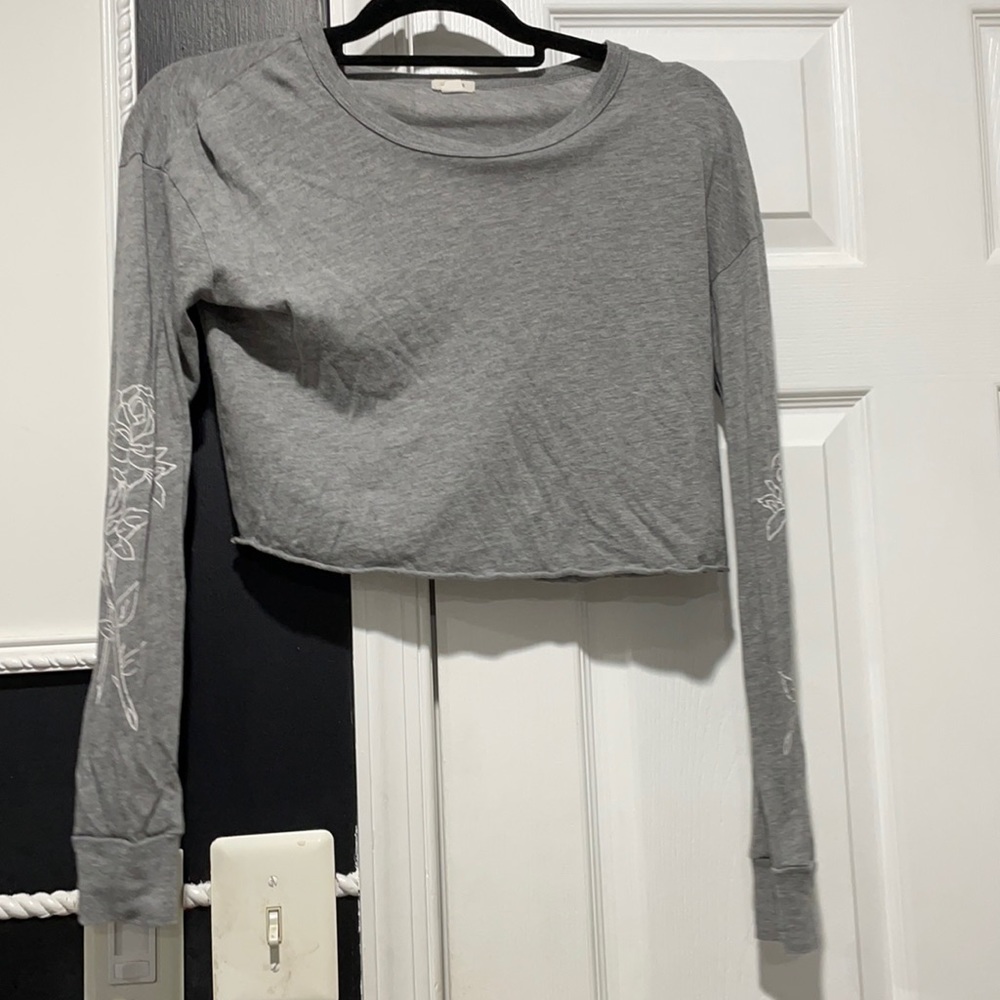 GARAGE gray cropped long sleeve shirt XS
